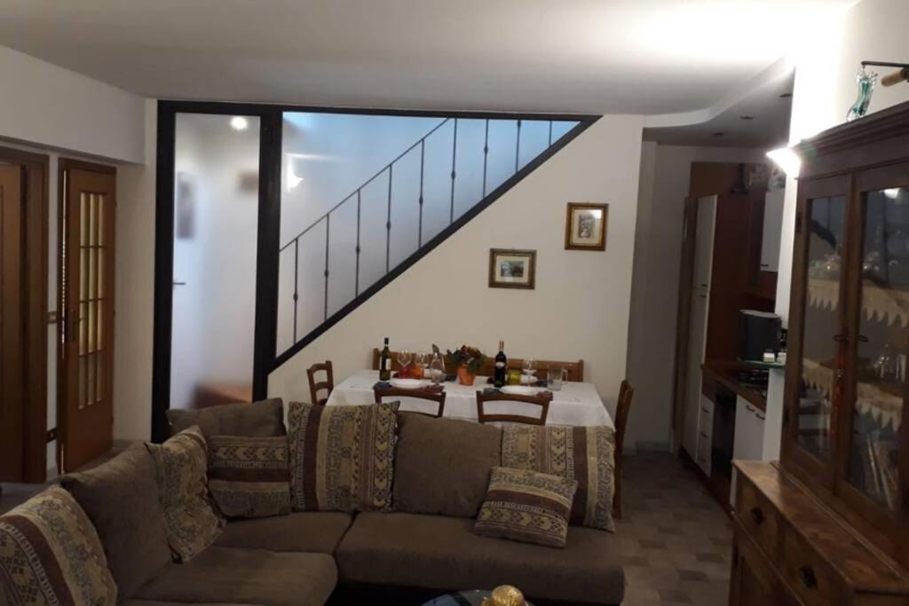 Cozy Apartment At The Gates Of Florence Tavarnuzze Exterior photo